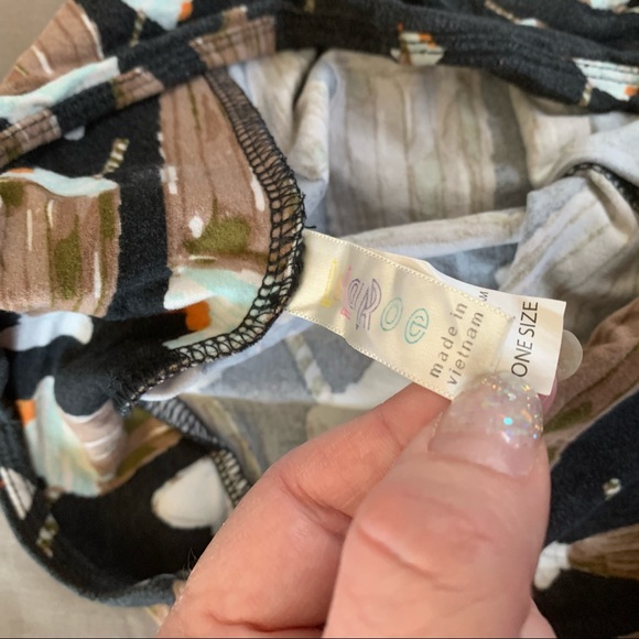 LulaRoe milkshake leggings OS - Picture 4 of 4